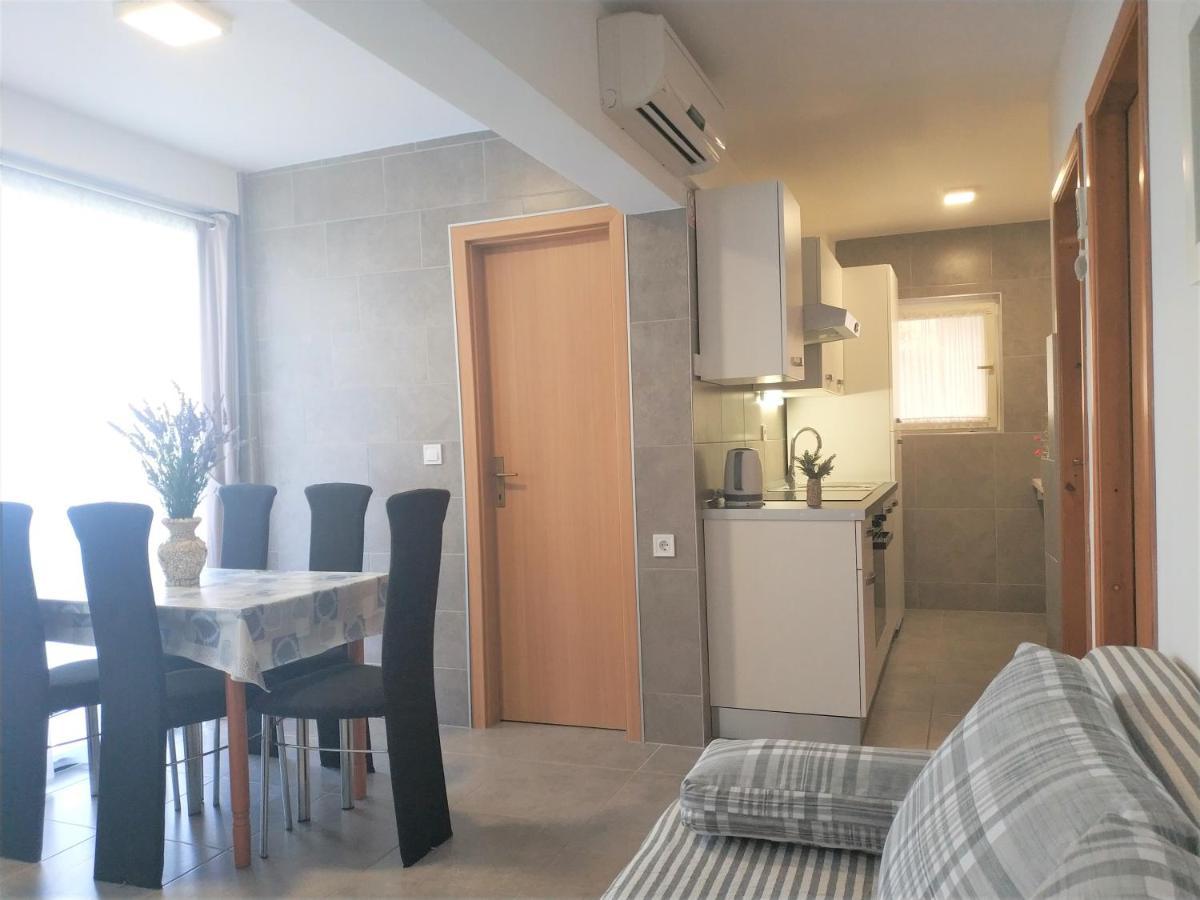 Apartments Rak Vis Ngoại thất bức ảnh