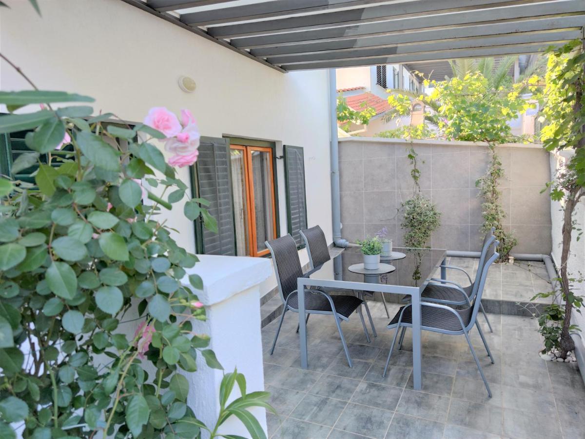 Apartments Rak Vis Ngoại thất bức ảnh